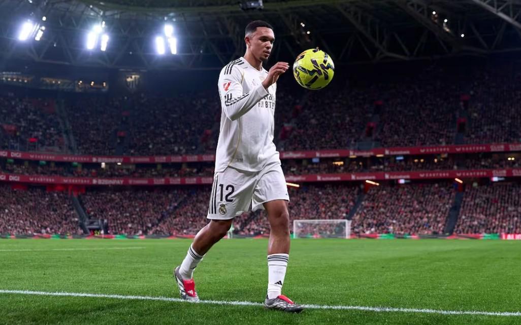 九游正版通道-阿斯：皇马高度信任阿诺德，阿韦洛亚和他谈话是传达支持